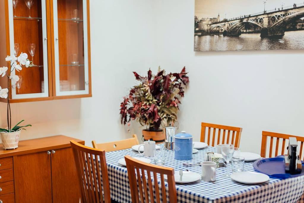 Precioso apartamento en el casco antiguo de Triana Sevilla Exterior foto